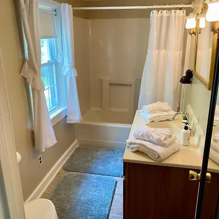 Family Farmhouse Inn Mount Jackson Extérieur photo